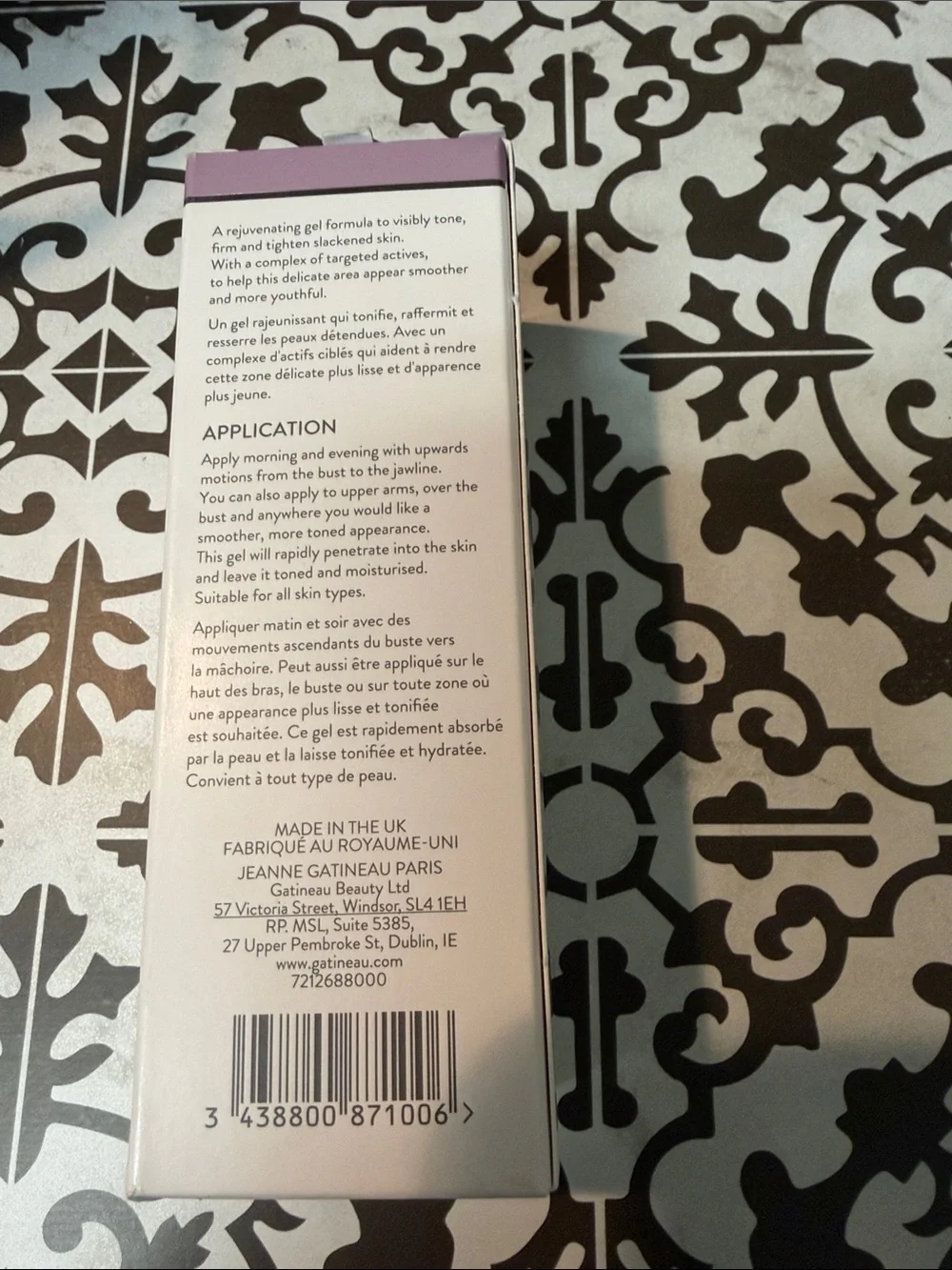 Gatineau Défi Lift Firming Neck & Décolleté Gel - Pink/White